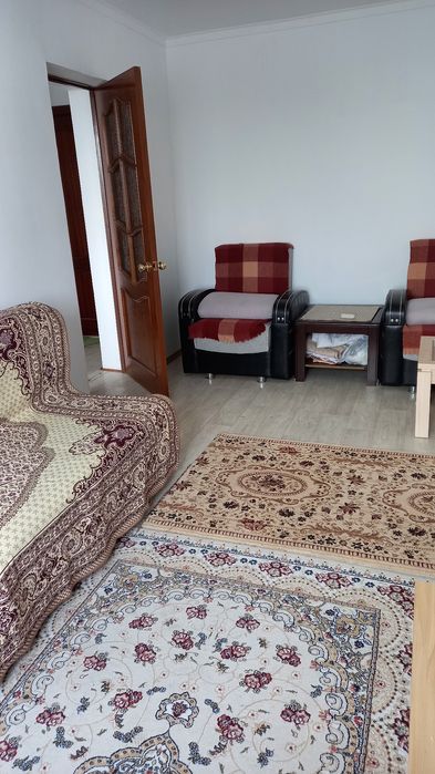 Сдаётся  2 комната  на 3 этаже р он Смп 136