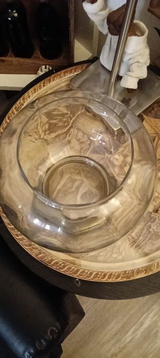 Bol de sticla cu baza metalica sau acvariu