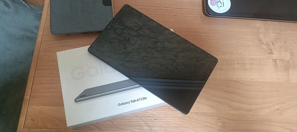 Продам планшет Samsung galaxy Tab A7 lite