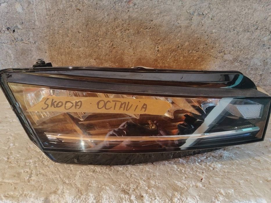 Оригинален фар за Skoda da Octavia full led  2020++2020