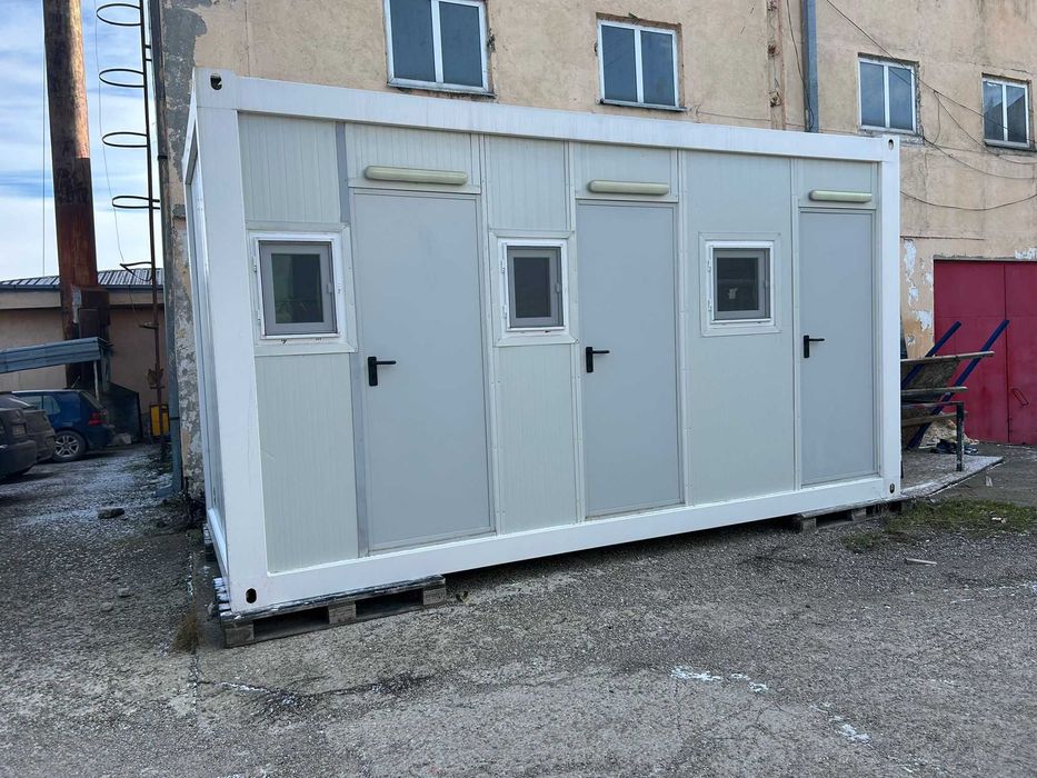 Container modular