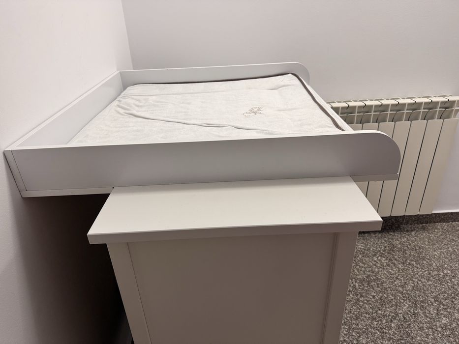 Suport masa schimbat bebe pentru comoda Hemnes Ikea