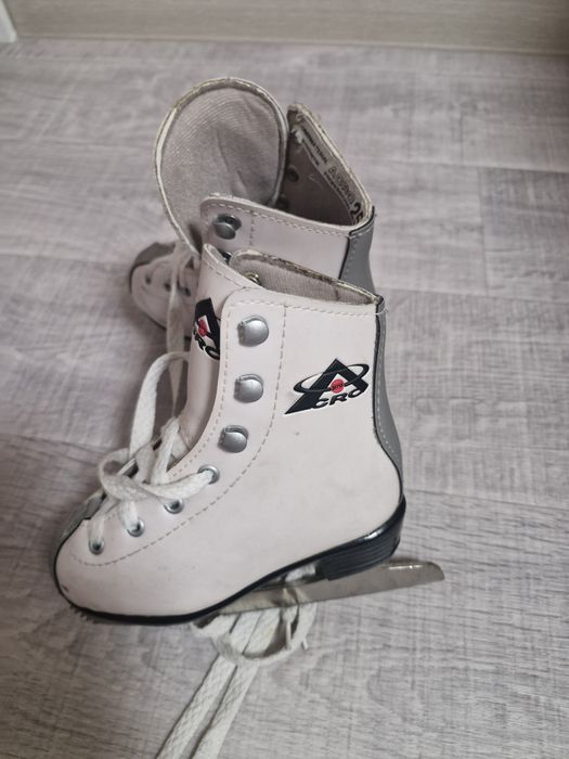 коньки для фигурного катания