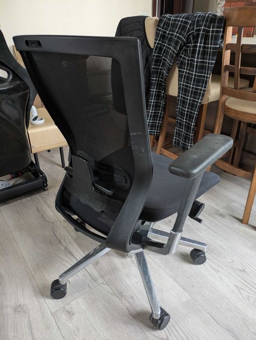 Офис ергономичен стол Sidiz T50