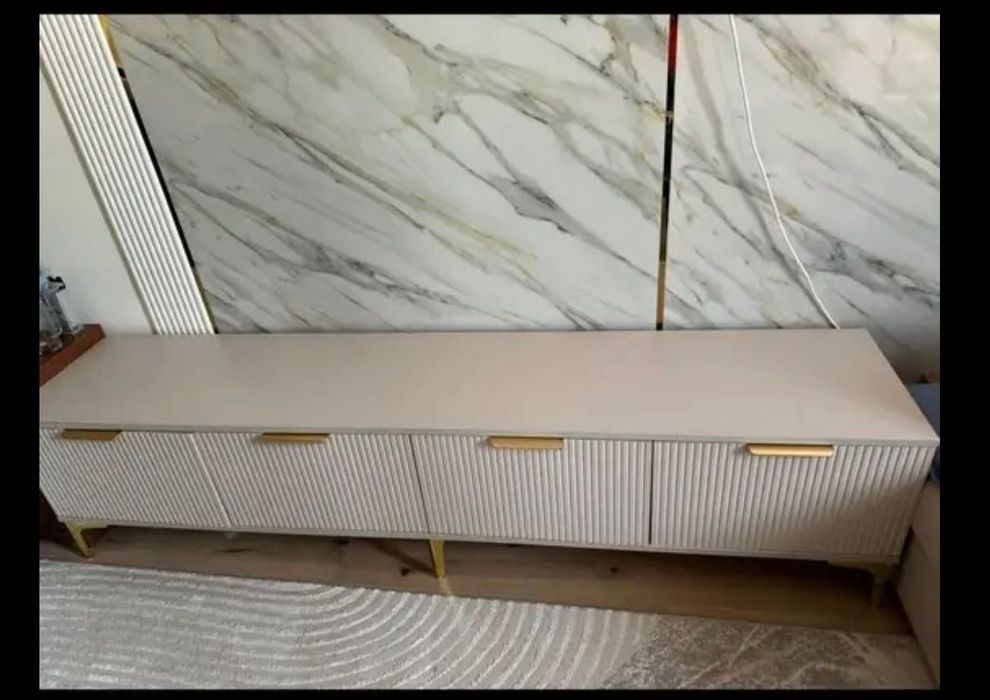 Шкаф под телевизор