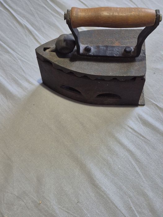 Vind fier de călcat