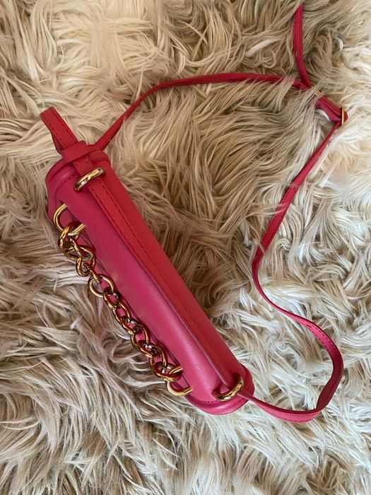 Розова чанта със златна верижка