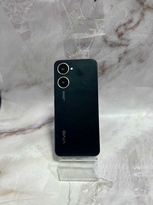 смртфон  Vivo Y03