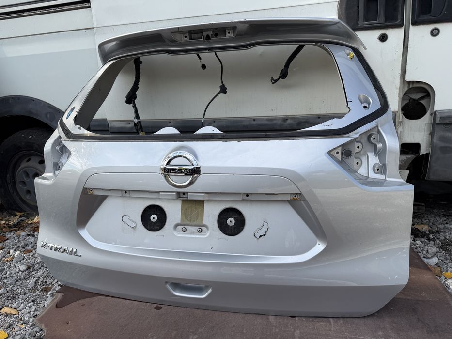 Капак Nissan X-Trail 2014 год.-