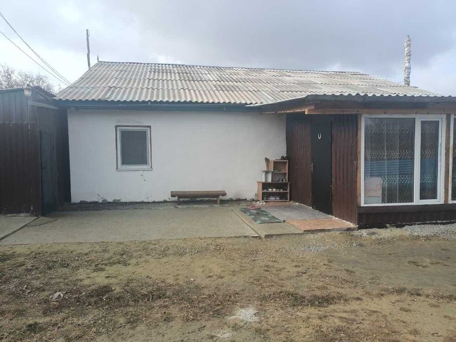 Продам  4х комнатный дом в городе недорого