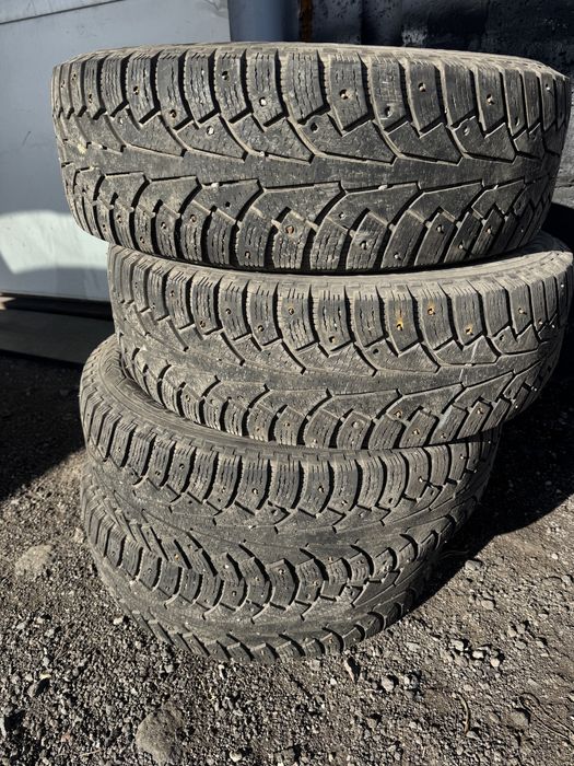 Зимние шины  225/65/R17