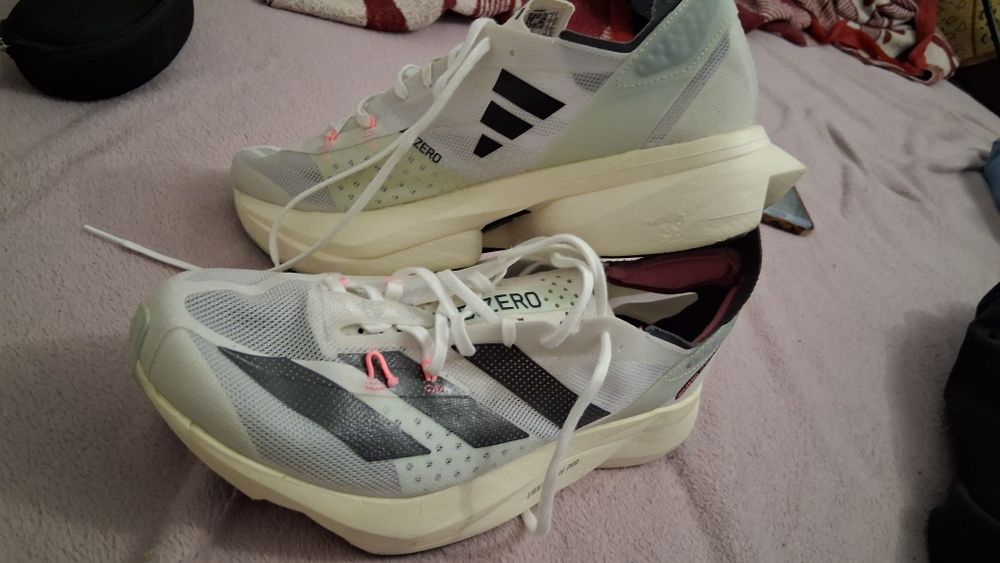 Adidași  adizero mar.40