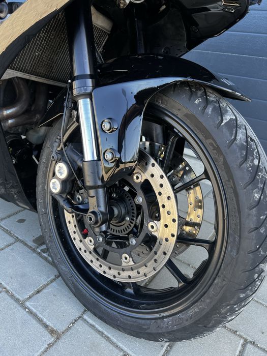 Yamaha yzf r7 (35kw nu mt07,duke,hornet,naked)