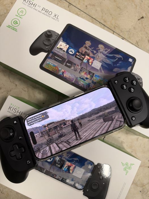 Controller razer kishi v3 si v3 pro xl pentru gaming de pe telefon si tableta android sau ios