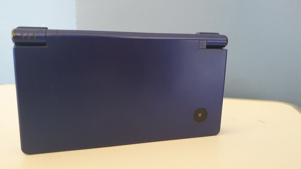 Nintendo dsi  поодам