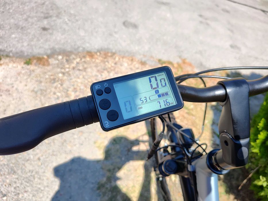 Велосипед Decathlon Riverside 920E hybrid e-bike
