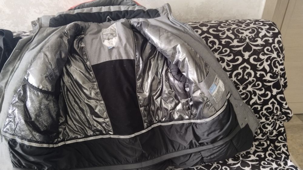 Зимний костюм.  .