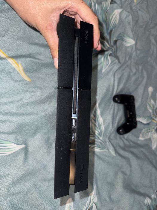 Vand PS4/500gb.