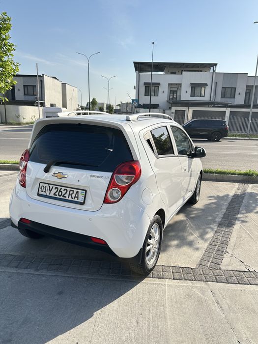 Автомобиль спарк 4