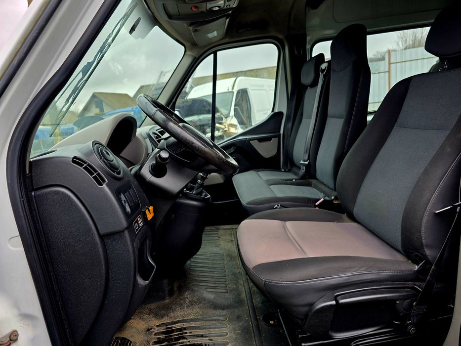 Vand Renault Master 2.3 diesel 7 locuri mixt marfa