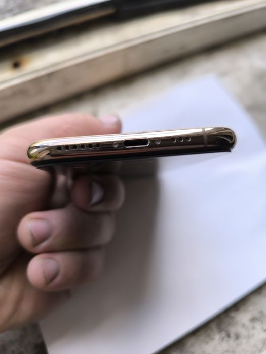 iPhone xs 64 gb 75% срочни