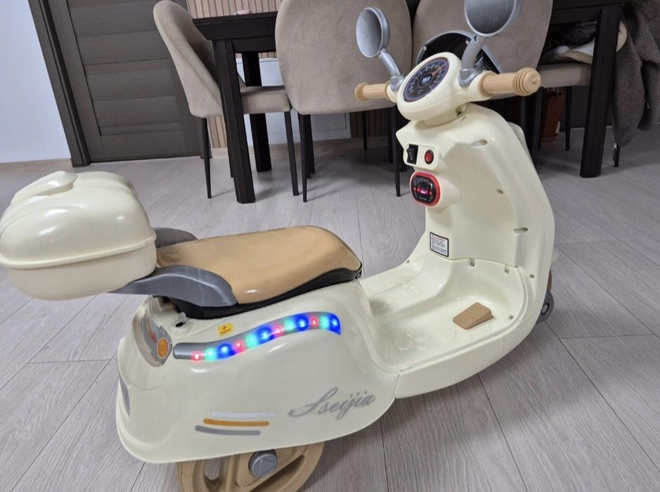 Scooter electric