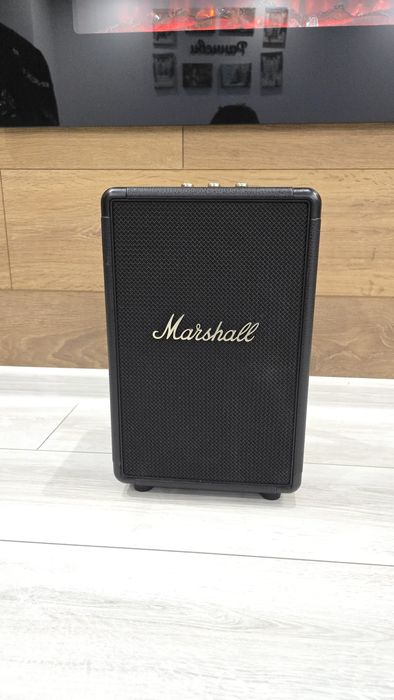 Продавам  Marshall Tufton най - добрата bluetooth колонка.