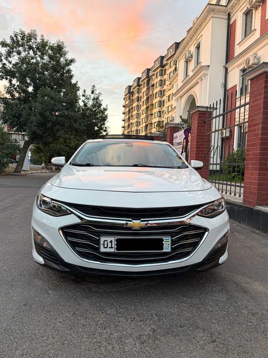 Malibu 2 Premier sotiladi ideal holatda!