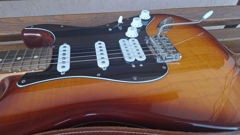 Китара Fender Player Stratocaster + колан и струни