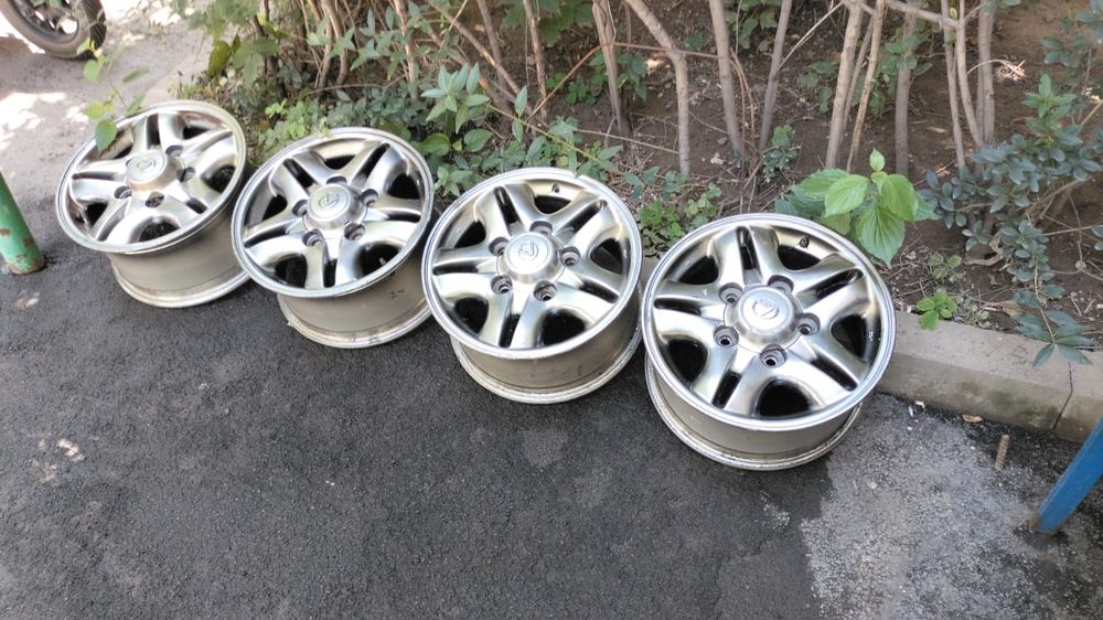 Продам Диски Lexus 470