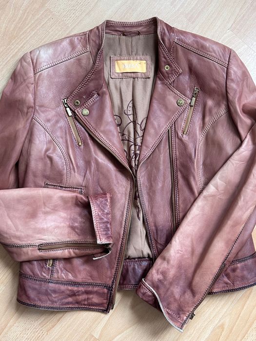 BIBA елегантно кожено дамско яке