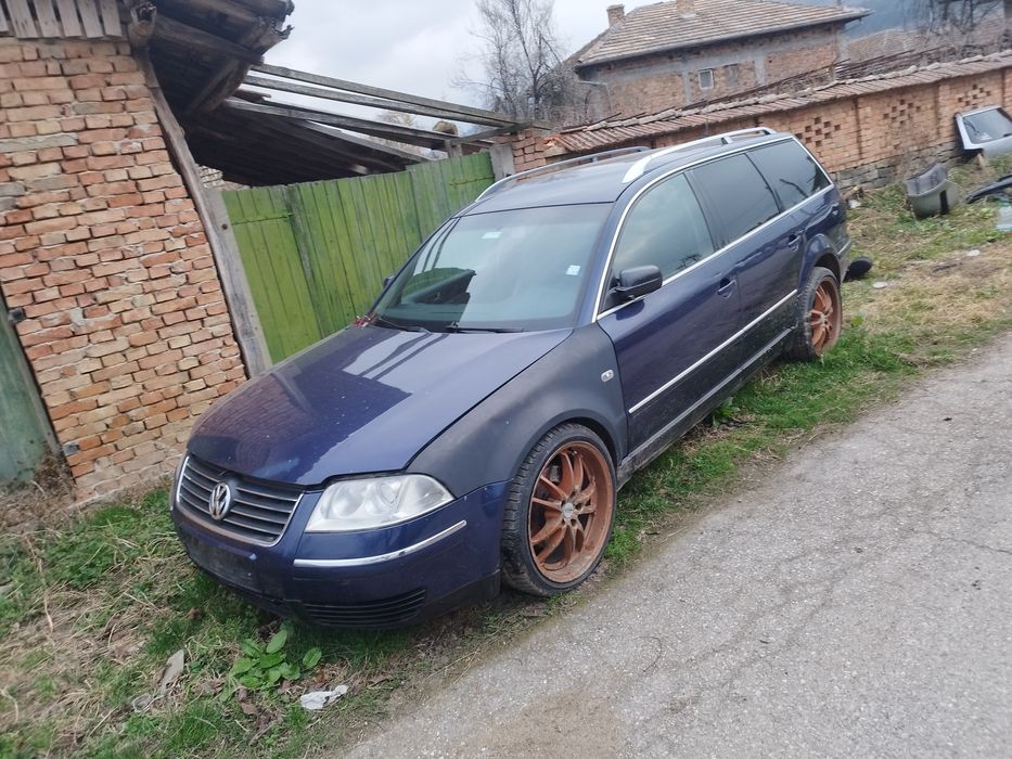 Продавам Пасат Б 5.5 2.5 150 4х4 На части