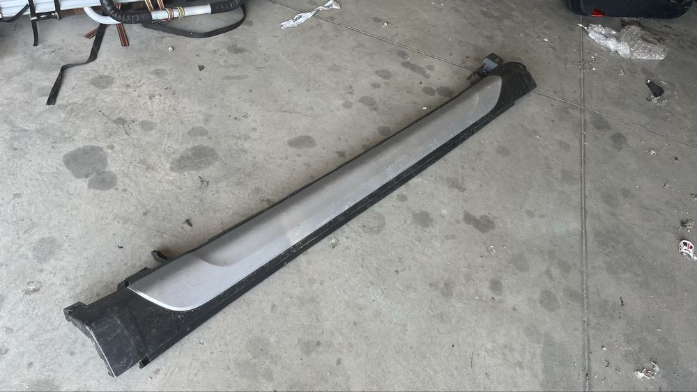 Suzuki SX4 S-Cross 2013- ляв праг и десен