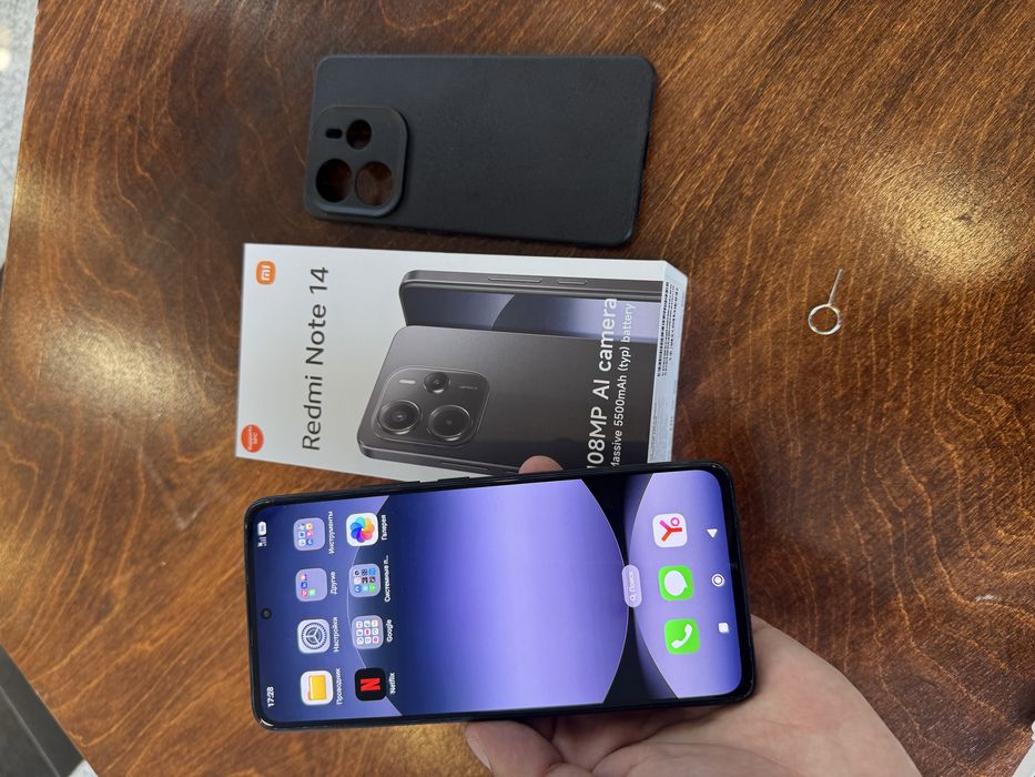 Продам телефон Redmi Note 14 256Gb /8