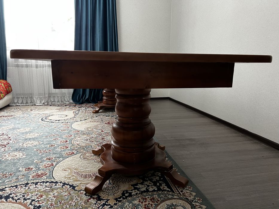 Стол 4,5 метра для гостиной