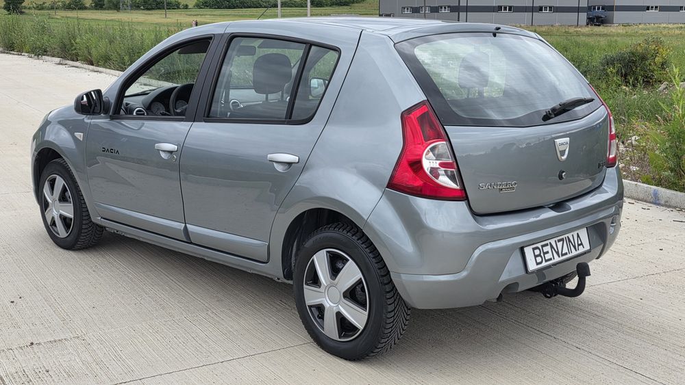 DACIA Sandero 2010 — imagine 3