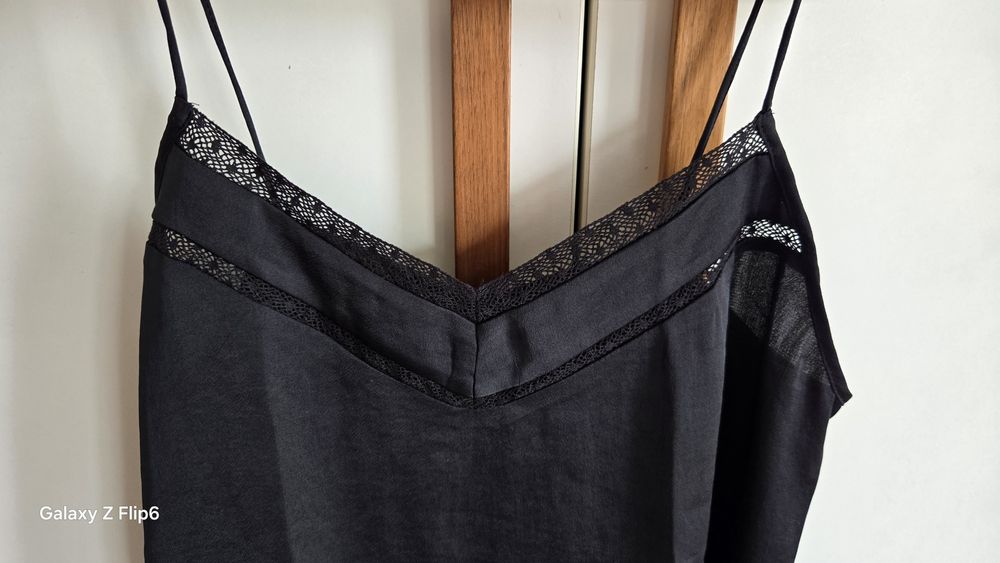 Mango топ от сатен нов С