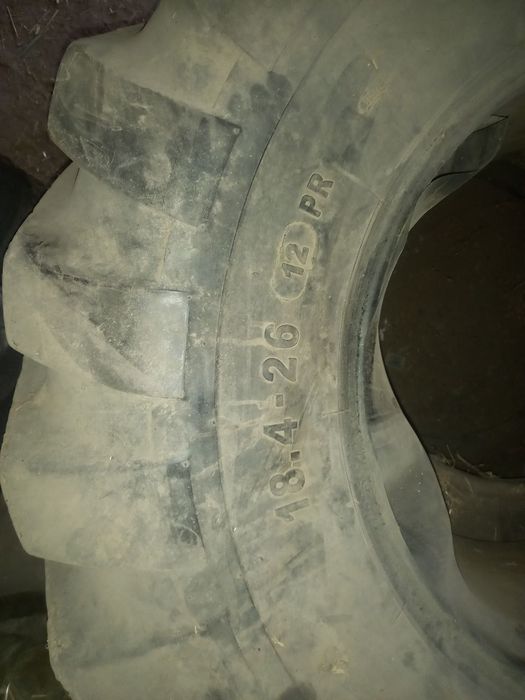 Ekskavator baloni sotiladi srochno