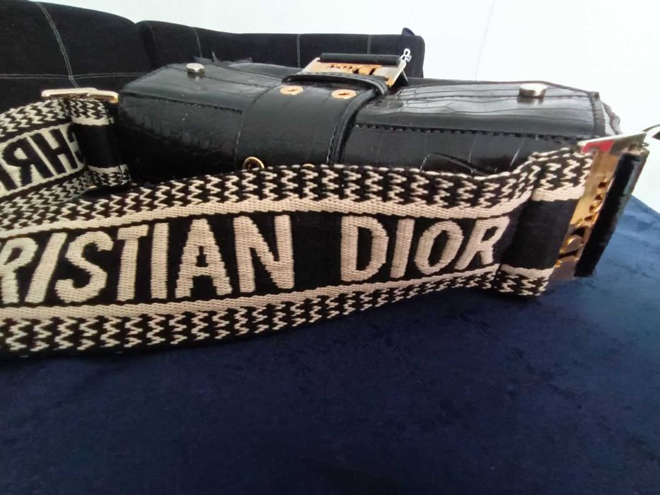 Дамска чанта черна