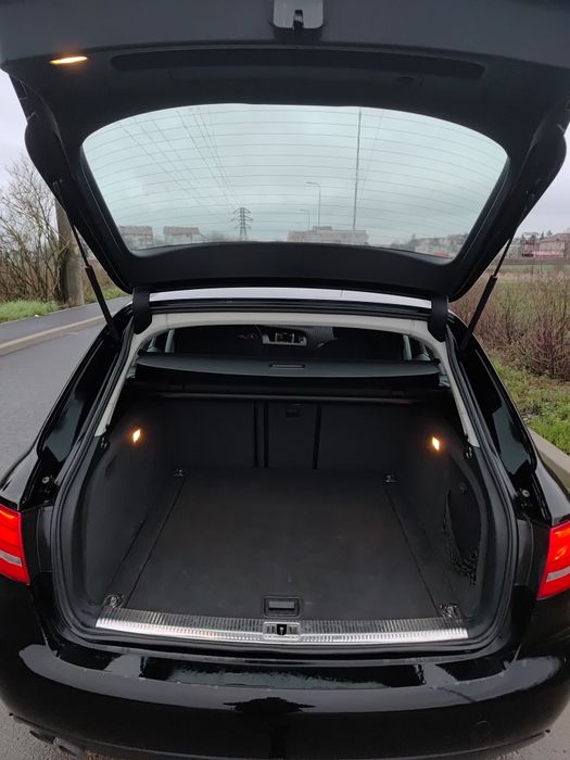 Vand Audi A4B8 Combi