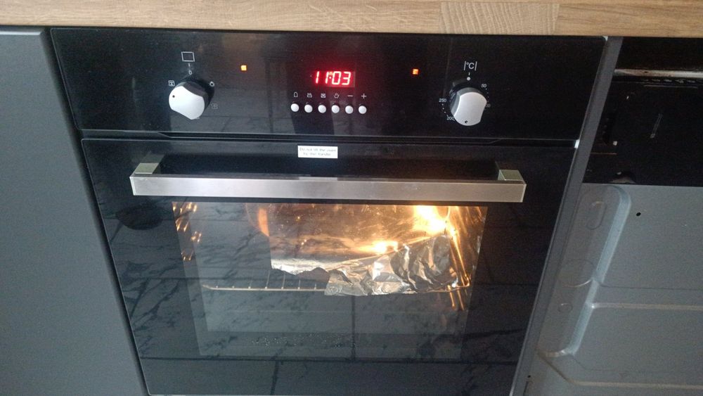 Фурна за вграждане COOKOLOGY