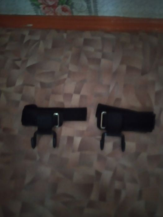 Спортивный кручок для ботинок