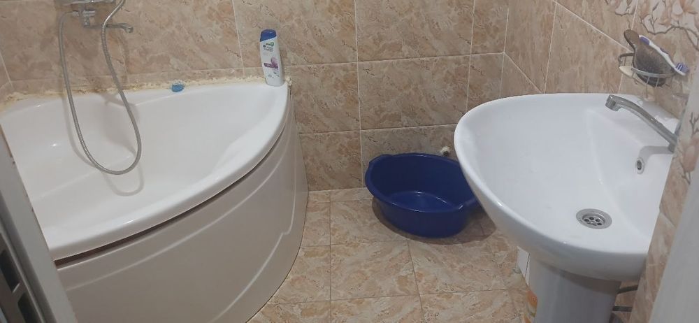 Uy sotiladi avgon domning arqasidagi yangi domlardan