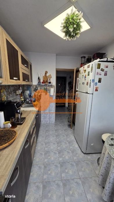 Apartament cu 3 camere in zona Ghencea-Drumul Taberei