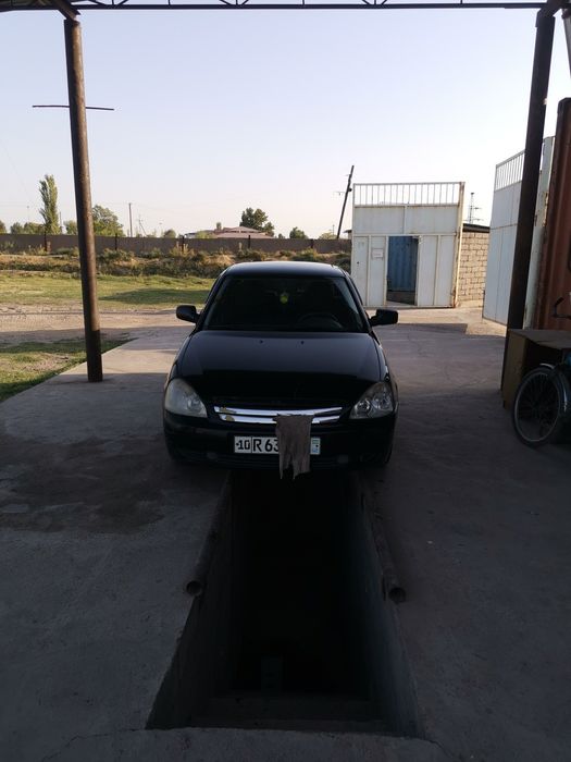 Лада прибора сотилади