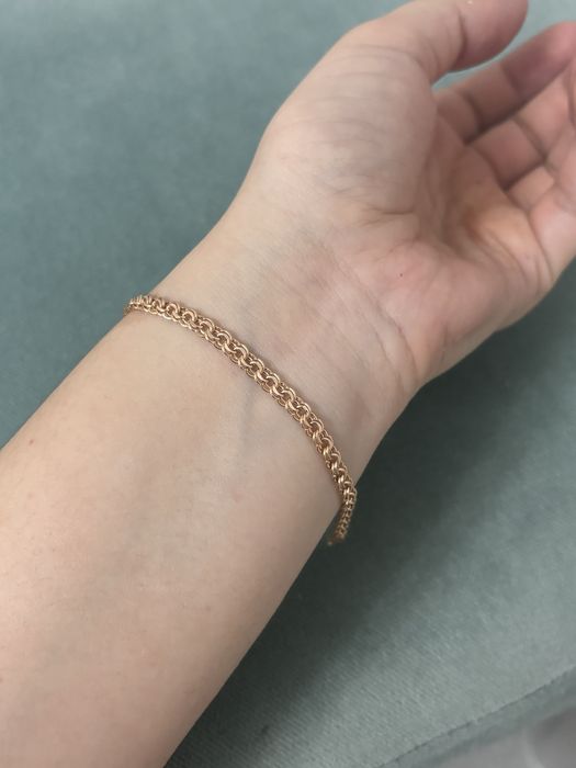 Продам золотой браслет новый