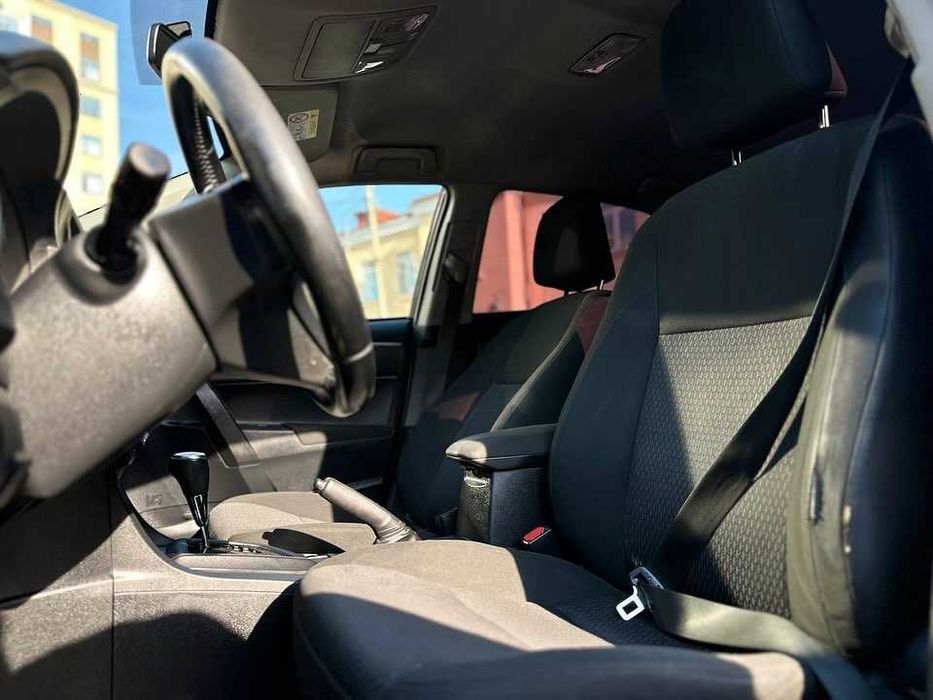 Продам Тойота Королла 2016