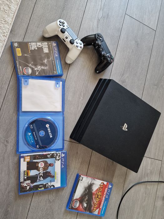 Продам Playstation 4pro