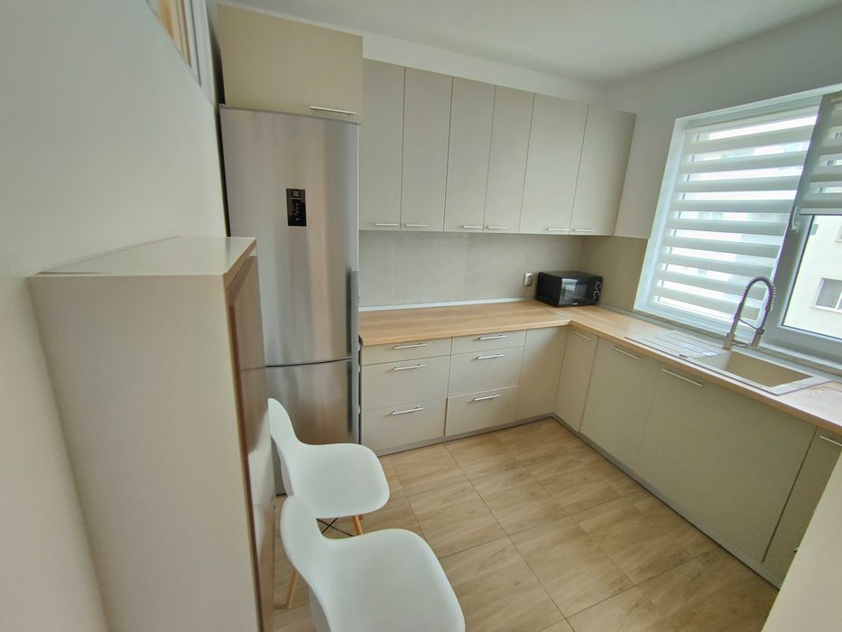 Apartament cu 3 camere de închiriat, Avram Iancu 410B, Floresti