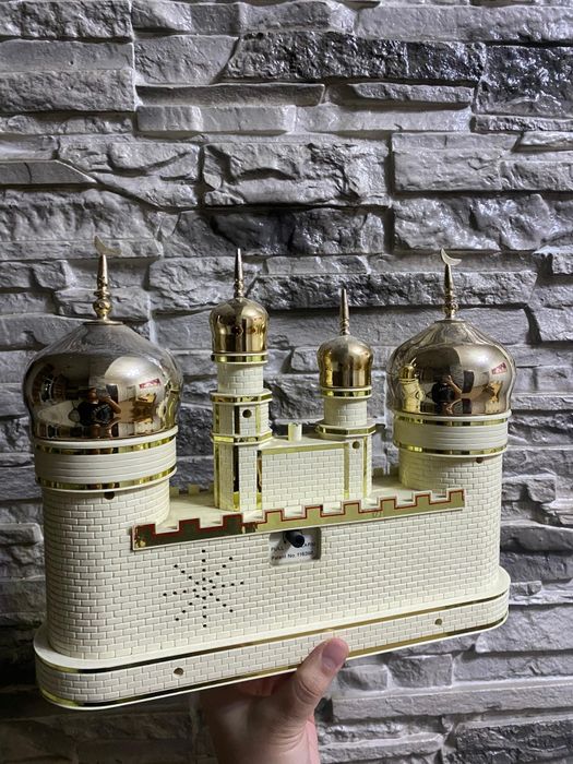 Часы в виде мечети